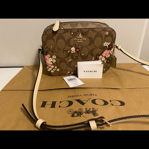 Coach Handbags - Authentic Coach Camera Bag